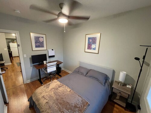 Feel Cozy At Home In Cio A Clean Bright Welcoming Private Updated Room