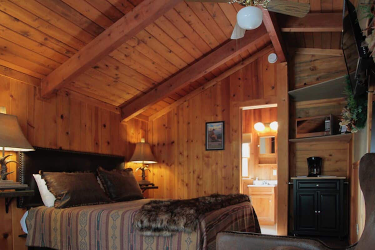 Standard Room | 1 bedroom, down duvets, individually decorated, individually furnished