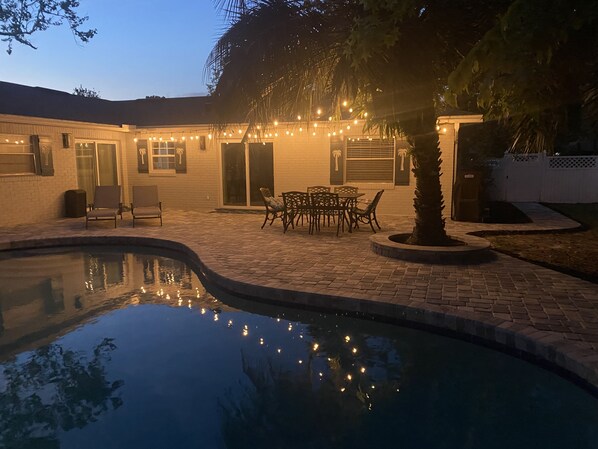 Outdoor pool, a heated pool