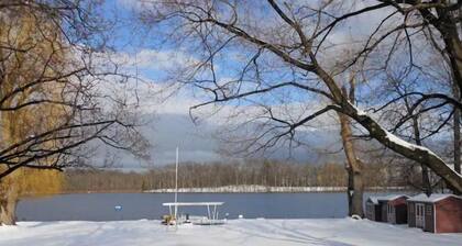 Close to Wineries Brewery Restaurants Ski Historical HikingTrails Hudson River