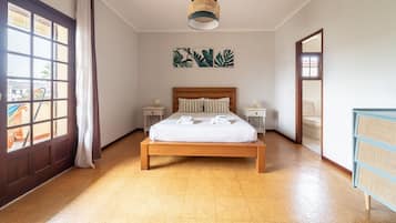 4 habitaciones, tabla de planchar con plancha y wifi gratis