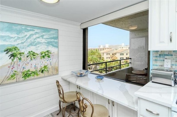 Interior - Anchorage 404 (Siesta Key)