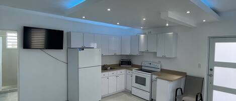 1 slaapkamer, een strijkplank/strijkijzer, gratis wifi