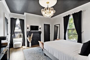 Ropa de cama de alta calidad, edredones de plumas, wifi gratis