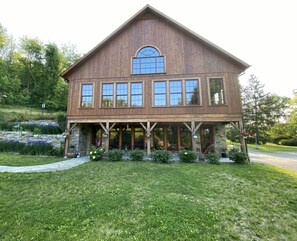 Exterior - The French Country Manor Estate Bed & Breakfast (New Providence)