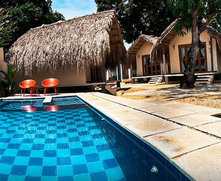 Exterior. ANUK GLAMPING