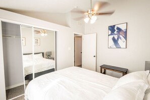 3 bedrooms, desk, iron/ironing board, WiFi