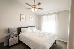 3 chambres, bureau, fer et planche à repasser, Wi-Fi