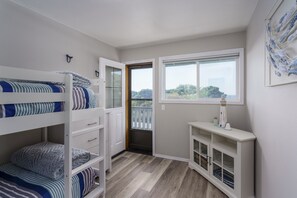 4 chambres, fer et planche Ă repasser, accĂšs Internet, draps fournis