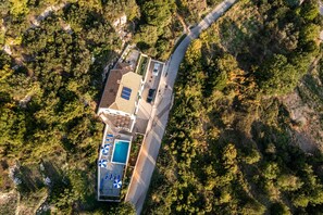 Exterior - Villa Antea Brsecine - Five Bedroom Villa with Swimming Pool (Brsecine)