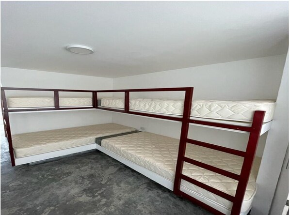 4 bedrooms, WiFi