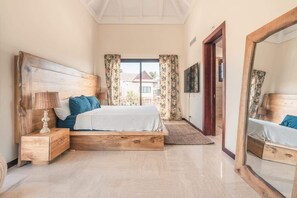 2 makuuhuonetta, silitysrauta/-lauta, ilmainen Wi-Fi, vuodevaatteet