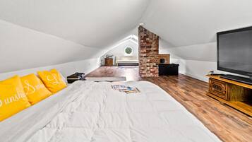 5 bedrooms, WiFi, wheelchair access