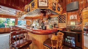 Bar (trong khuôn viên)