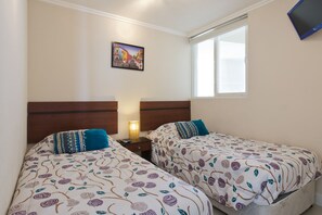 2 Schlafzimmer, Bügeleisen/Bügelbrett, kostenloses WLAN, Bettwäsche