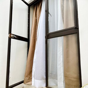 Xochimilco dream room in pedestrian r2 | Yksilöllisesti sisustettu, työpöytä