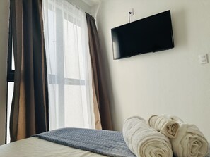 Habitació urbana | Decoració individual i escriptori 