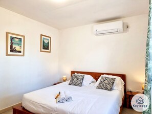 2 bedrooms, iron/ironing board, free WiFi, bed sheets