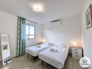 2 Schlafzimmer, Bügeleisen/Bügelbrett, kostenloses WLAN, Bettwäsche