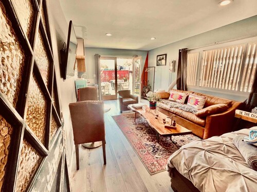 Water Vinyasa Fire Pit Pool Outdoor Lounge