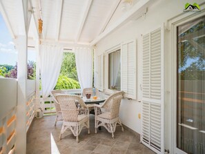 Balcony - Holiday Home Boltar (Sveti Ilija)