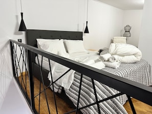 Apartment, 1 Bedroom, Balcony, City View