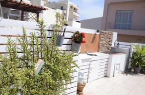 Apartment, 1 Bedroom, Balcony, City View | Property grounds - Maisonette Near Beach & City Center (Heraklion)