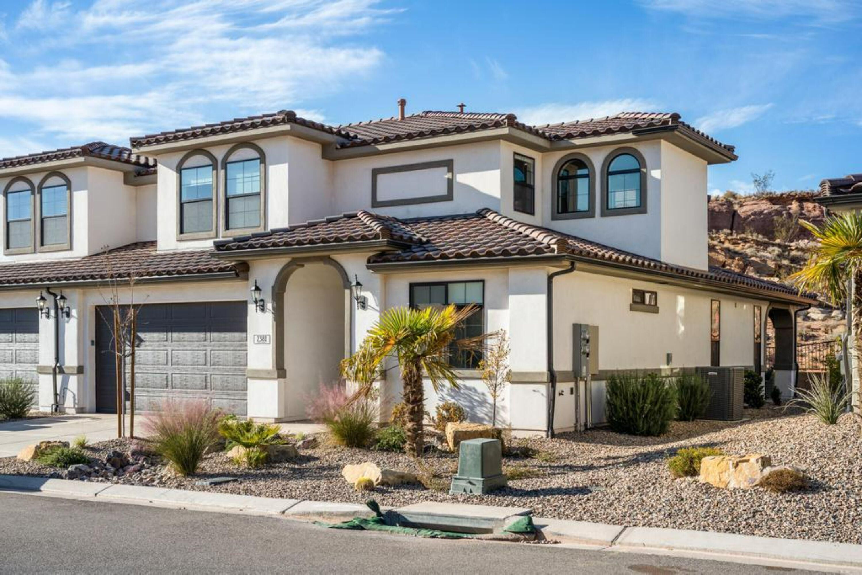 House, 5 Bedrooms | Exterior