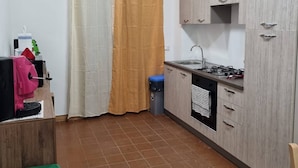 Unclassified image, 3 of 14, button - The Rooms of Aurora Palermo Center N001 (Palermo)