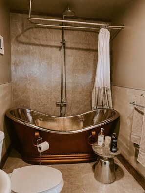 Apartment, 1 Bedroom | Bathroom - Fire Vinyasa View Fire Pit Poolpets Allowed (Temecula)