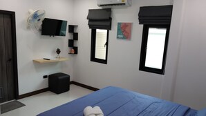 Villa, 3 Bedrooms, Accessible, Smoking - Private Pool With Jacuzzi & Kids Pool @ Royal Park (Pattaya)