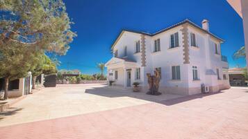 Villa, 5 Bedrooms, Accessible, Private Pool | Exterior