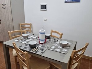 Shared Dormitory, 1 Bedroom, Smoking, Balcony | Dining - Room in Guest Room - The Rooms of Aurora Palermo Center (Palermo)