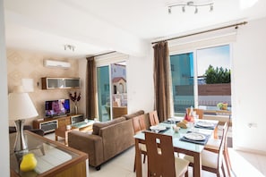 Villa, 2 chambres, piscine privée, vue sur le jardin | Intérieur