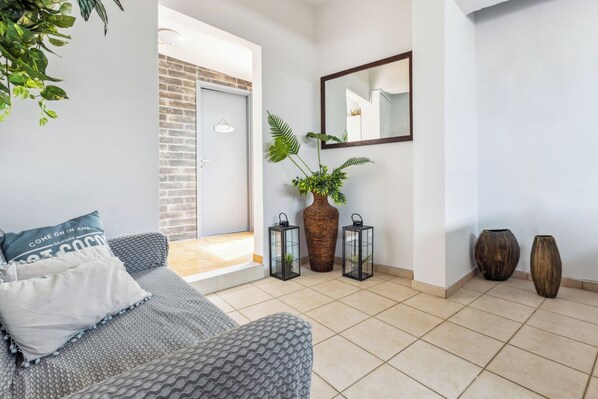 Huoneisto, 1 makuuhuone, parveke, kaupunkinäköala | Sisätilat