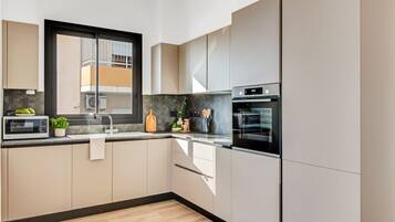 Apartment, 2 Bedrooms, Balcony | Interior