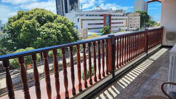 Kamar, 1 kamar tidur, teras, pemandangan kebun | Balkon