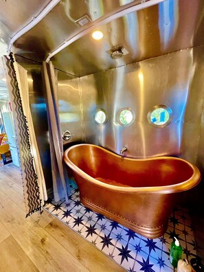 Apartment, 1 Bedroom | Bathroom