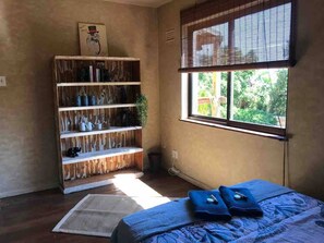 1 bedroom - Room-living In Camps Bay Blue (Cape Town)