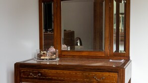 Room, 1 Bedroom, Garden View | Interior - Bed Breakfast In Vino Veritas (Arcevia)