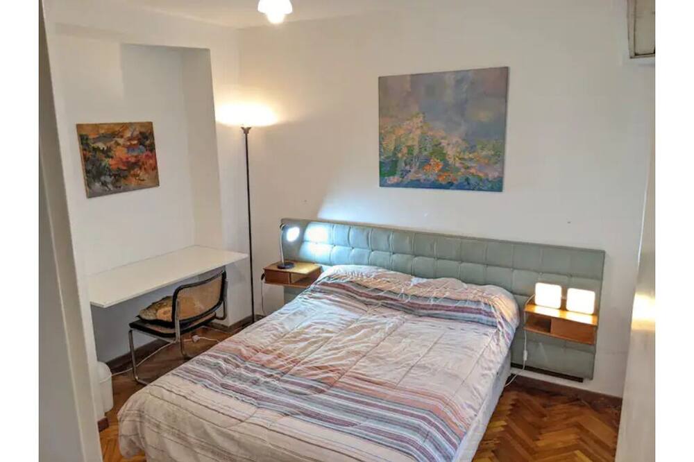 SUNNY AND CONVENIENT 1BR APT