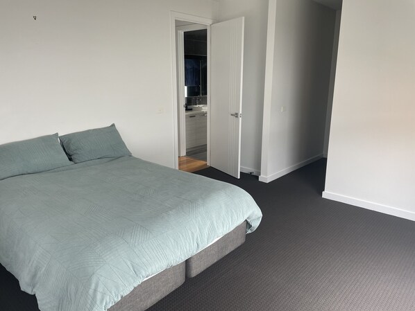 4 bedrooms, WiFi