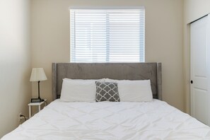 3 chambres, coffres-forts dans les chambres, Wi-Fi gratuit