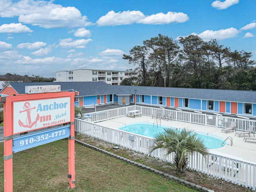 Piscine extérieure (ouverte en saison)