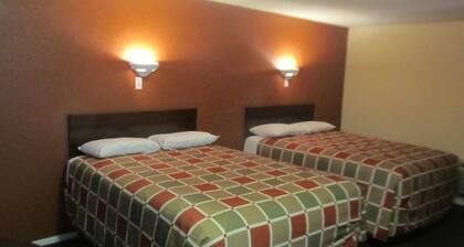 Travelors Lodge Eads