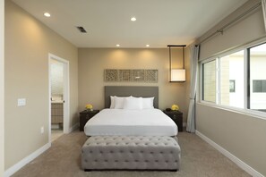 4 habitaciones, tabla de planchar con plancha y wifi gratis 