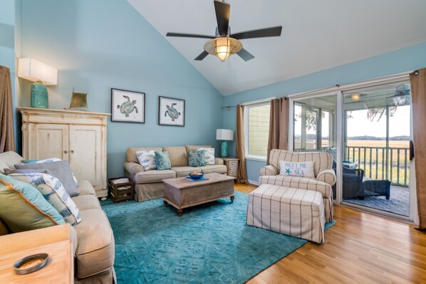 TV - Great Location w/Amazing Views! Neighborhood Pool! (Seabrook Island)