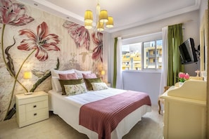 2 Schlafzimmer, Bügeleisen/Bügelbrett, WLAN, Bettwäsche