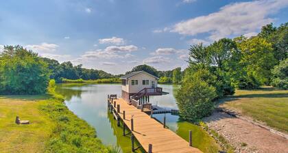 Idyllic Mt Sterling Retreat w/ Private Lake!