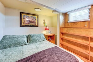 1 chambre, fer et planche à repasser, Wi-Fi, draps fournis